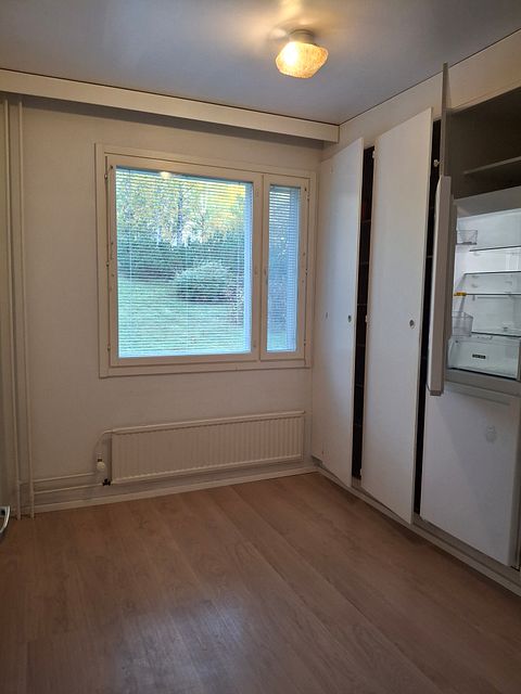 Image 10/19