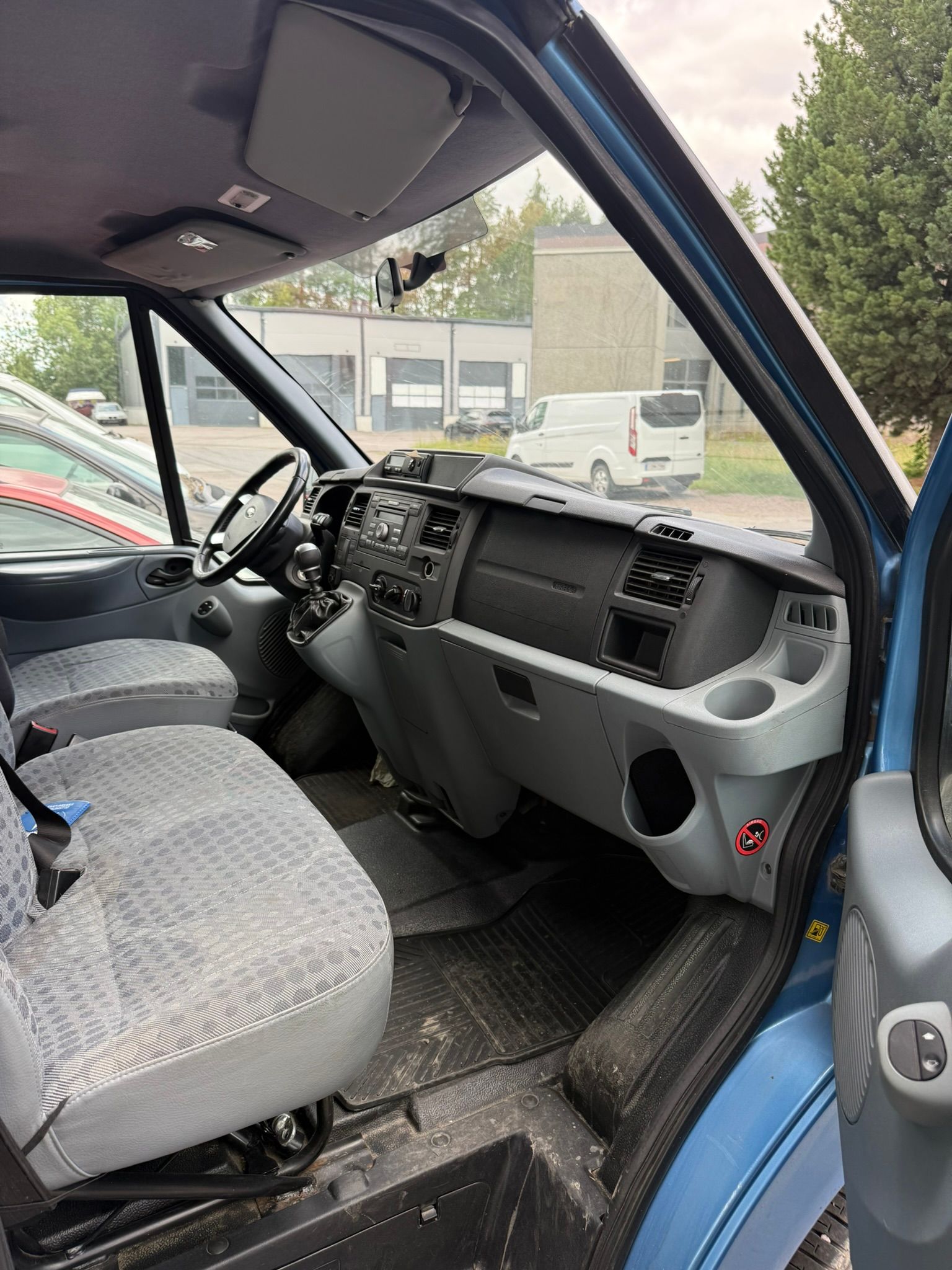 Image 19/19