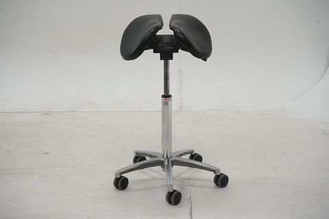 Image 2/7