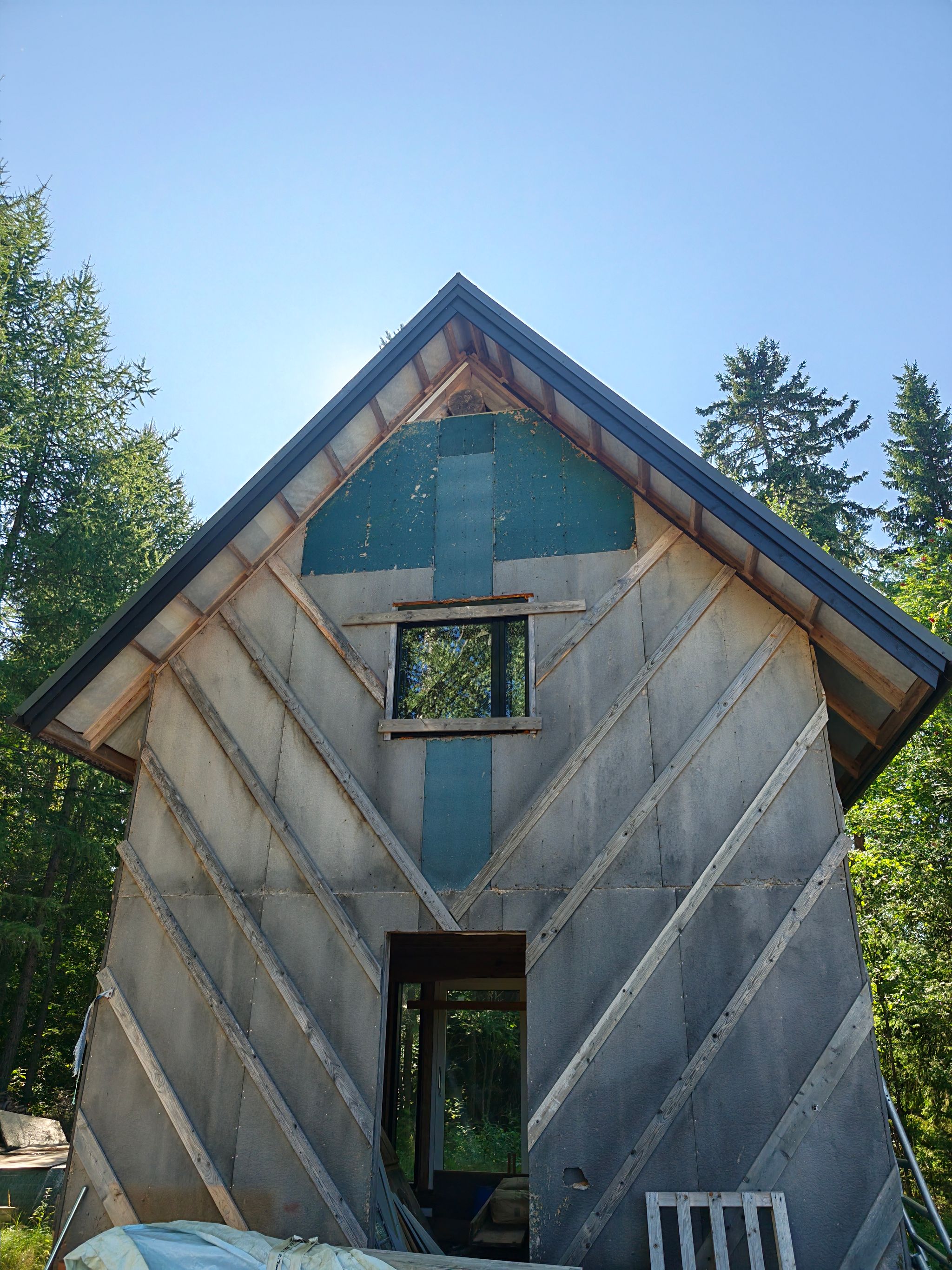 Image 2/5