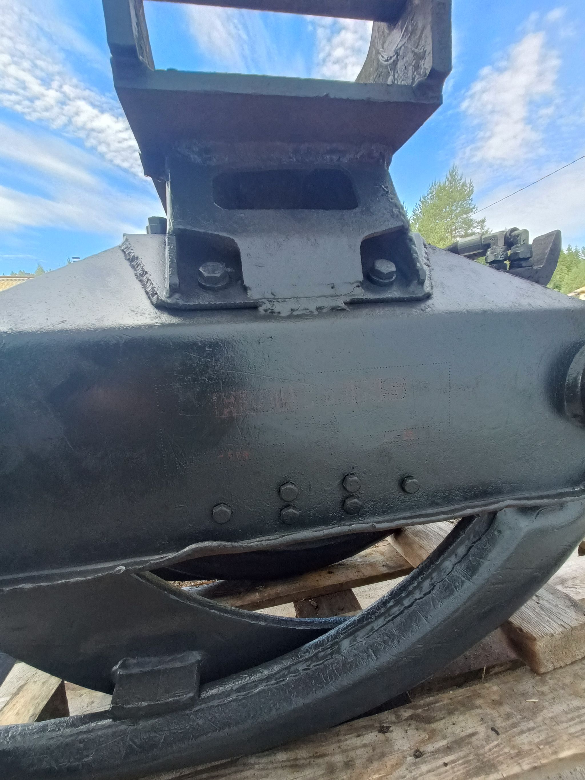 Image 3/3