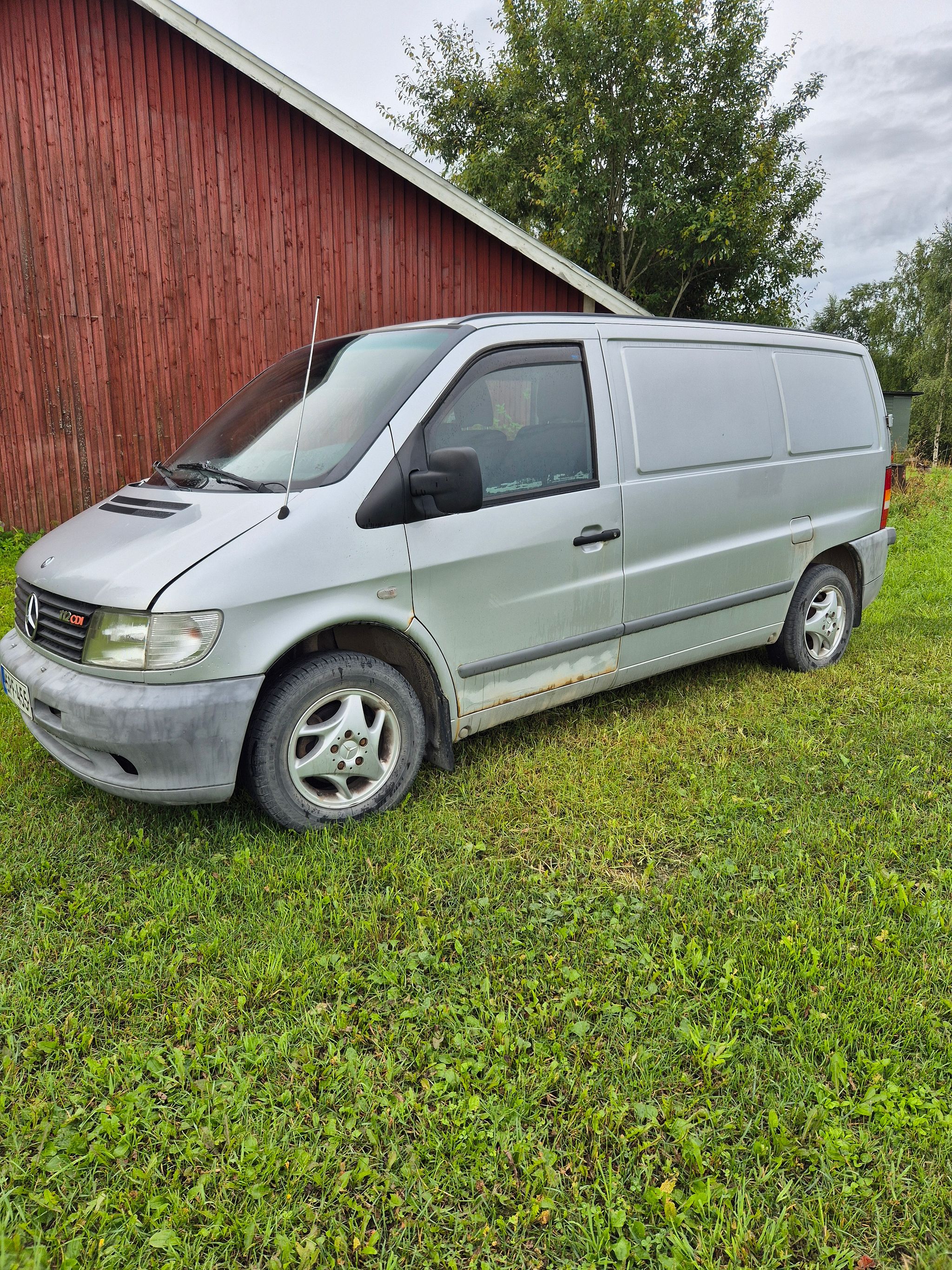 Image 1/12