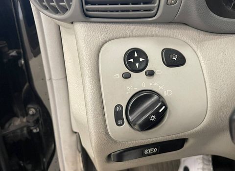 Image 14/44