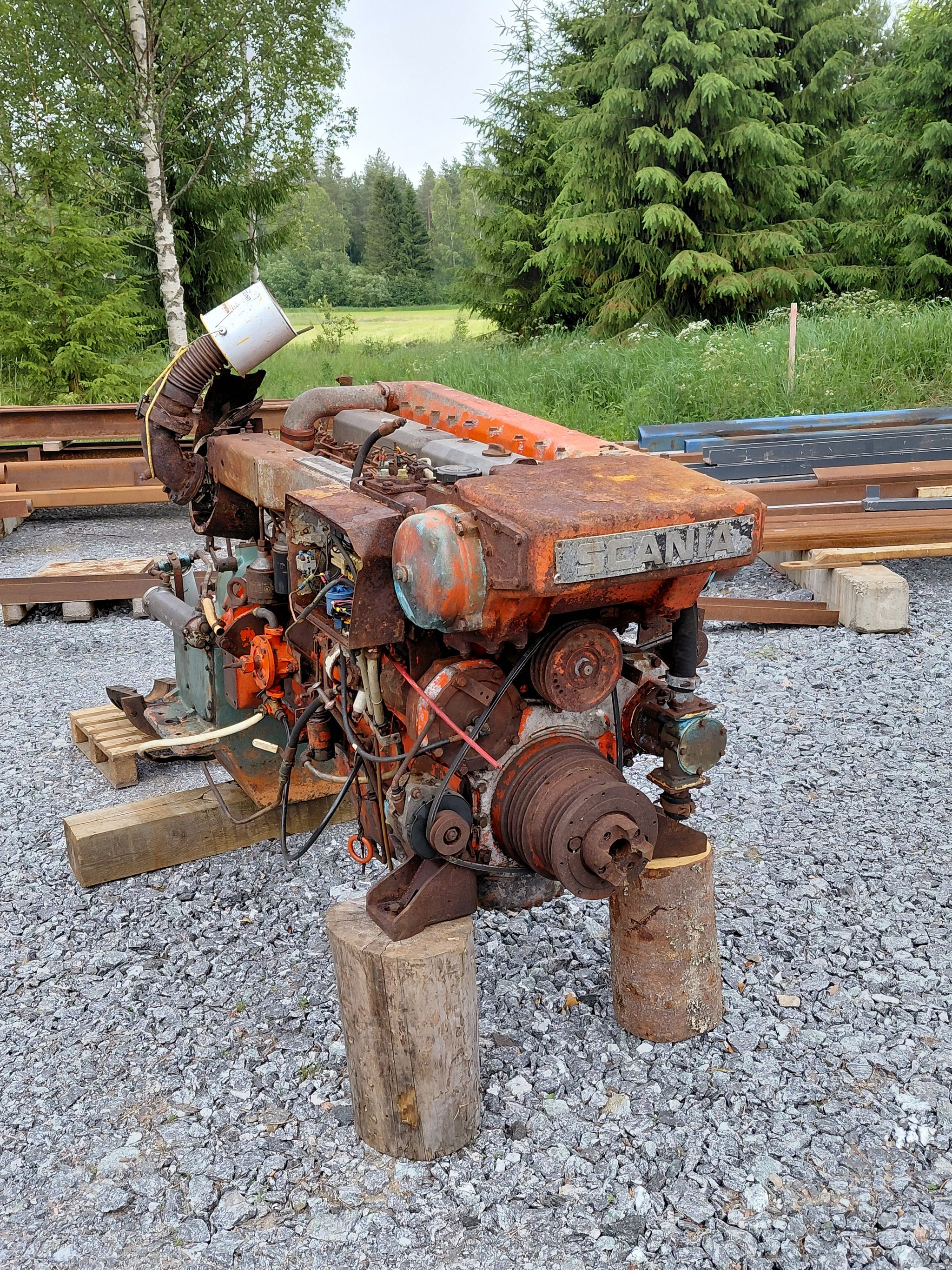 Image 2/25