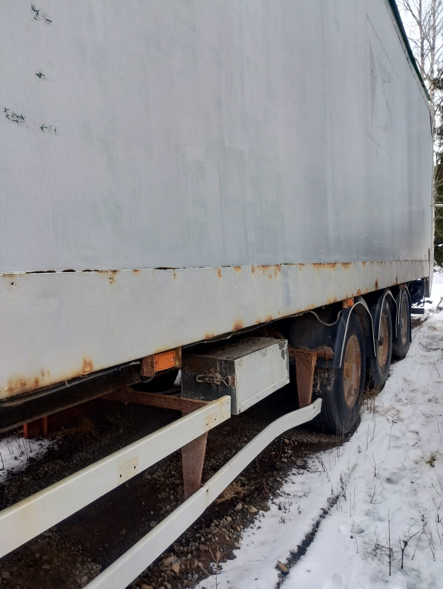 Image 6/19