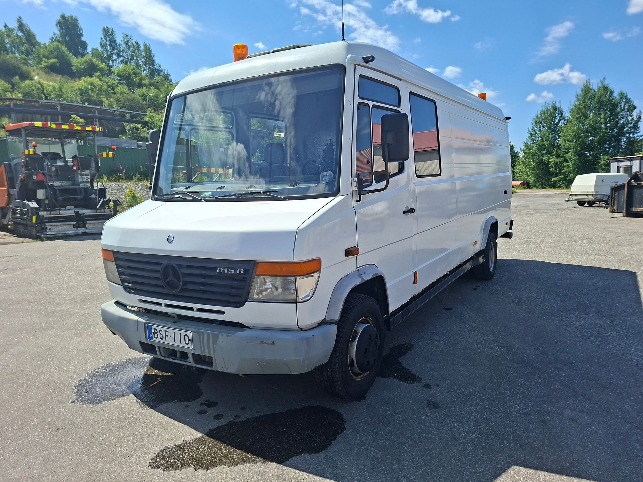 Image 1/11