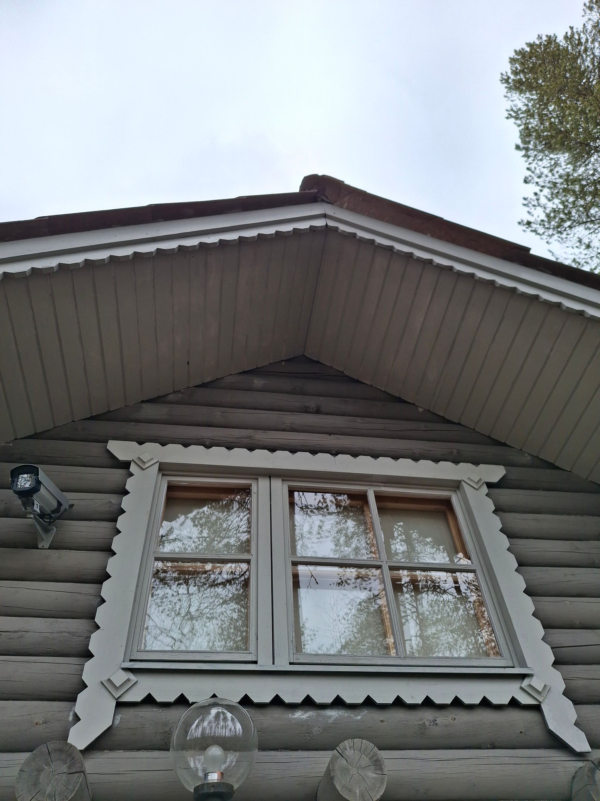 Image 14/76