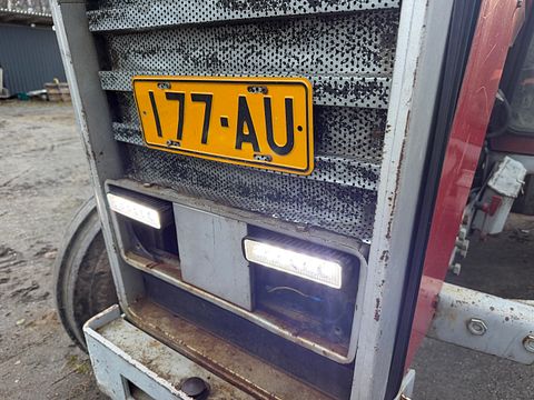 Image 21/25