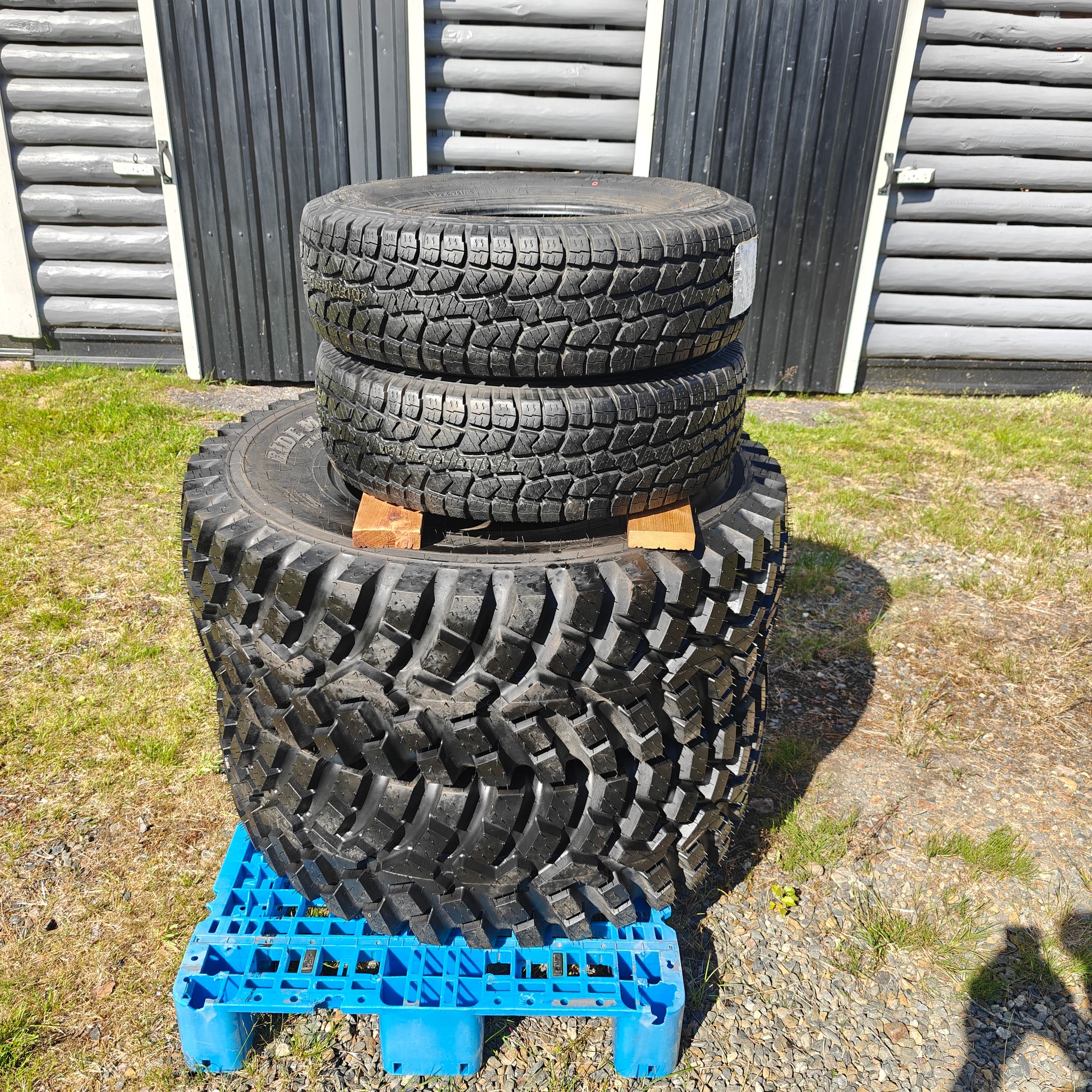 Image 1/11