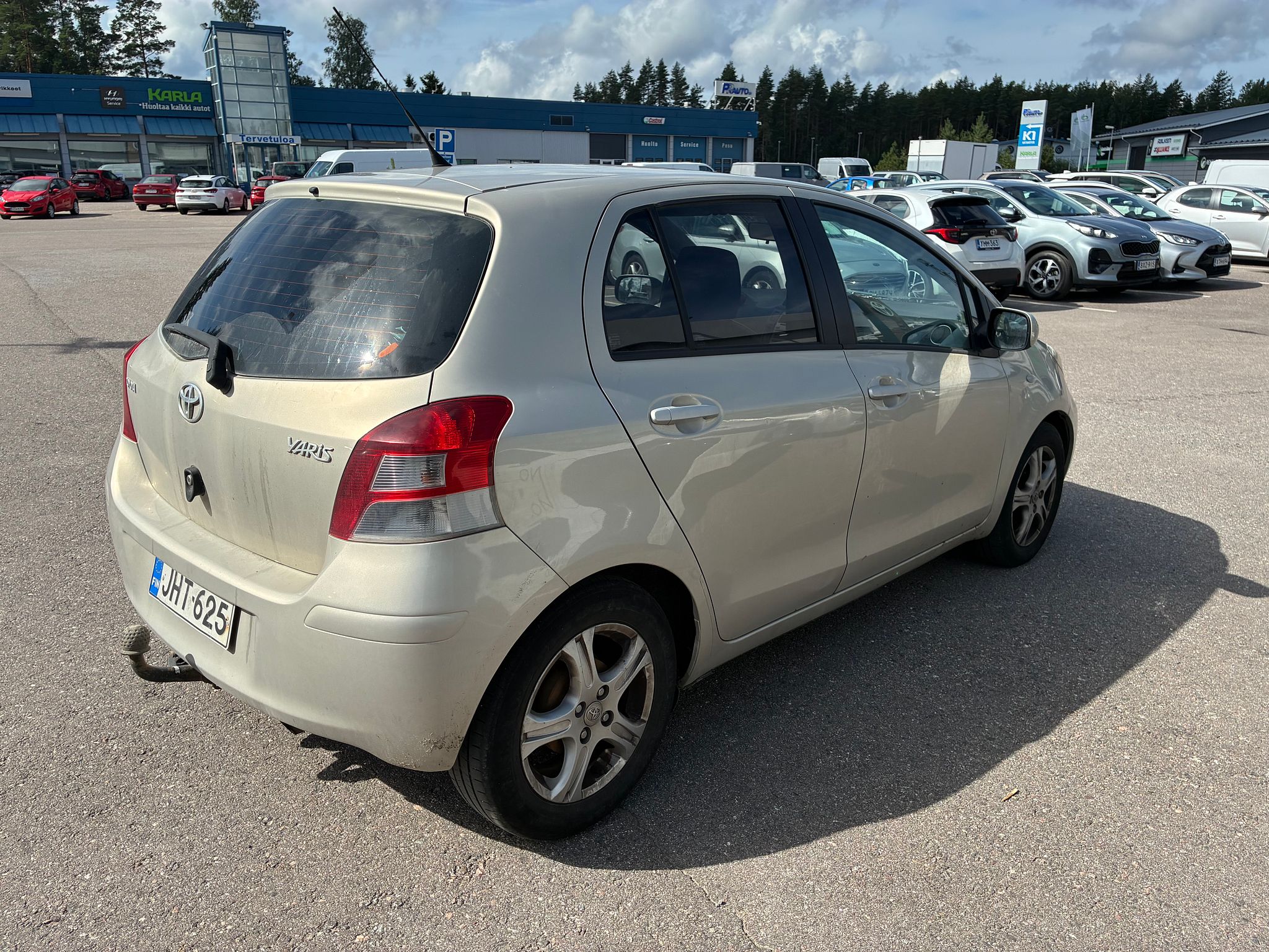 Image 4/19