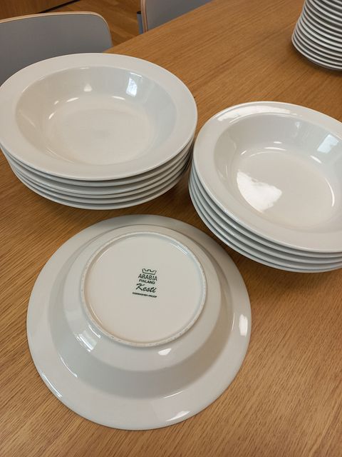 Image 1/2