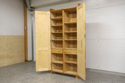 Image 9/20