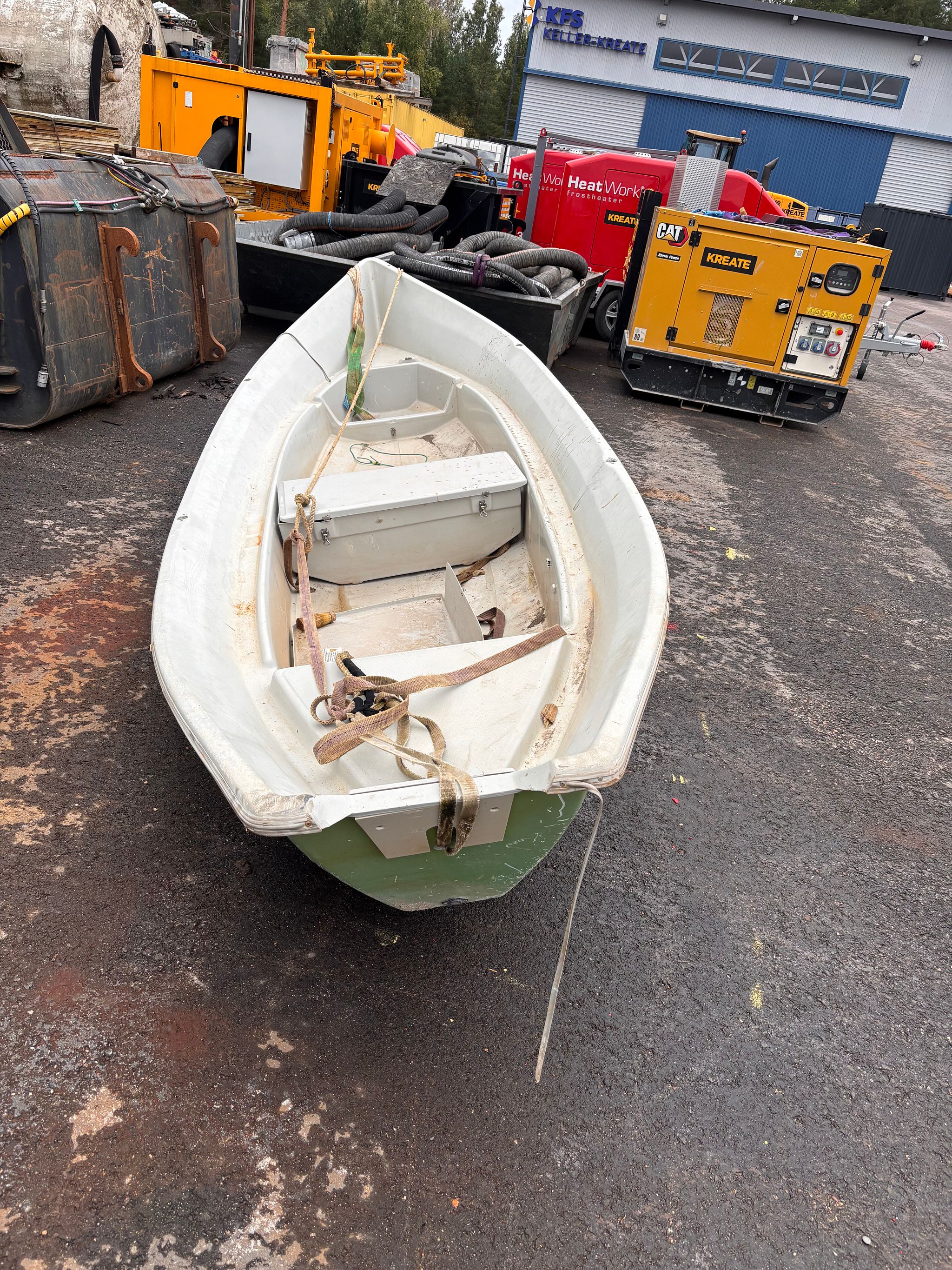 Image 2/4