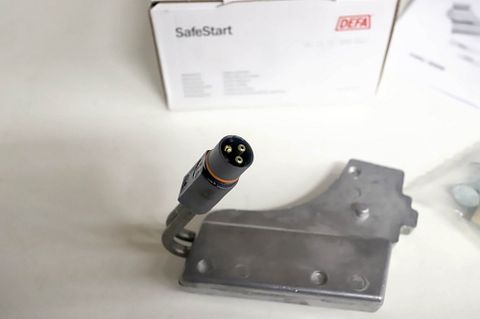 Image 4/9