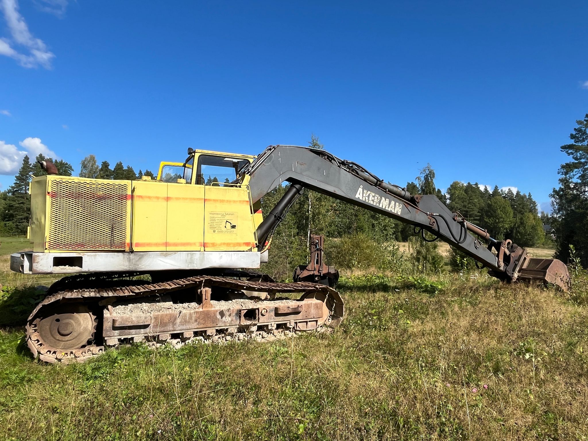 Image 2/40