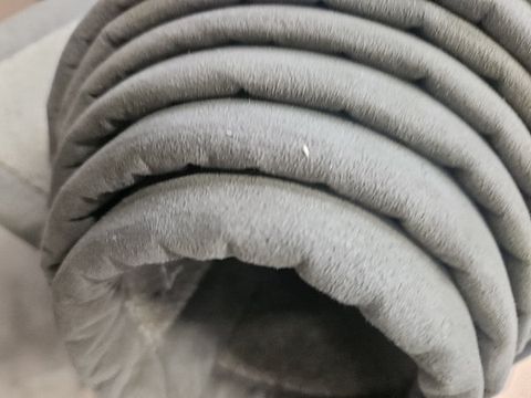 Image 10/13