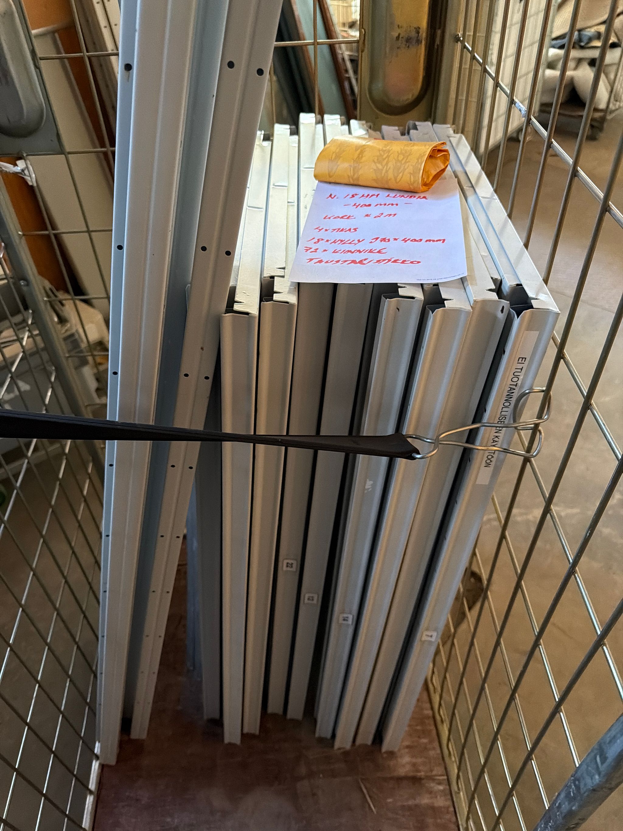 Image 5/8