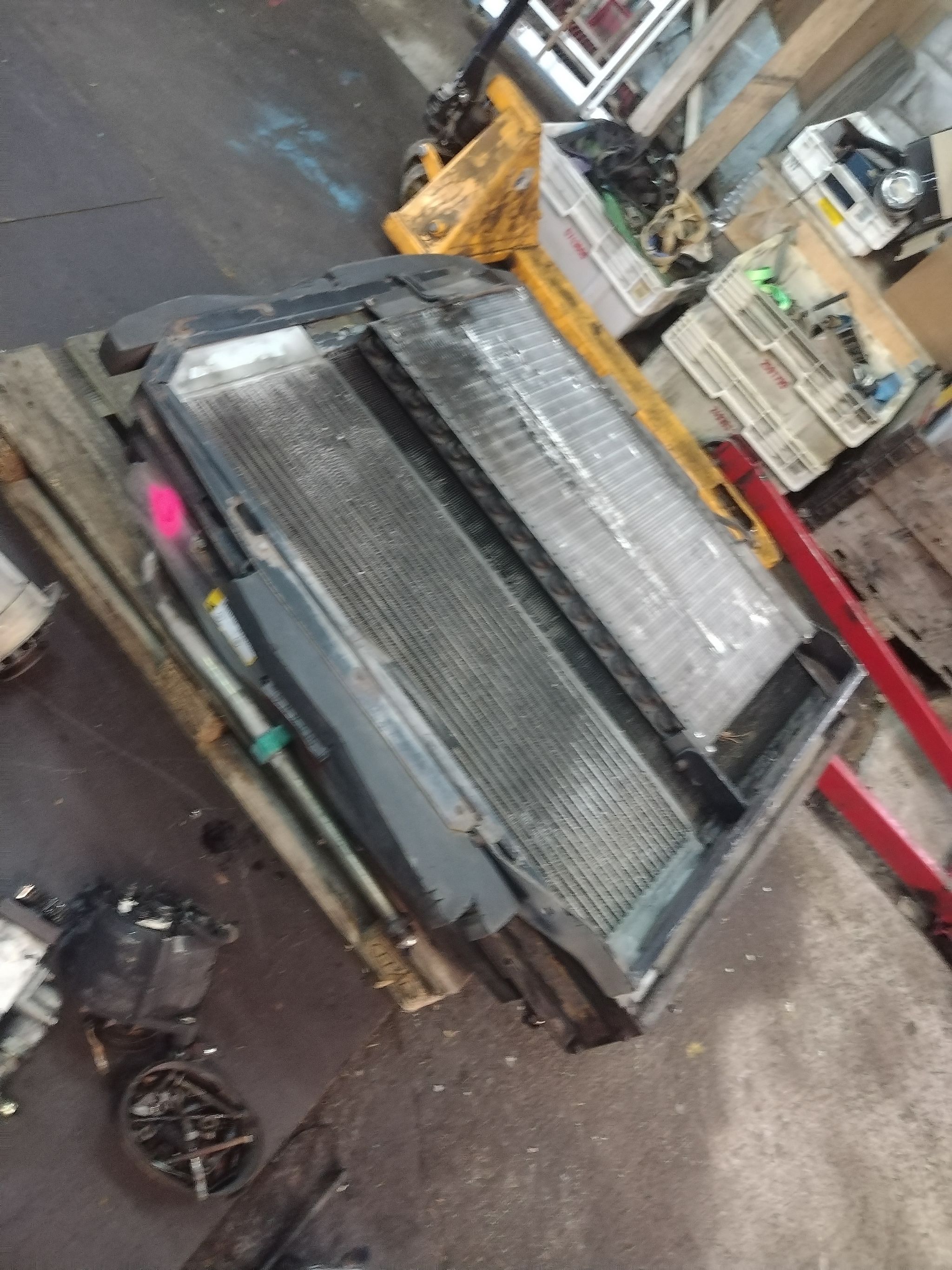 Image 1/5