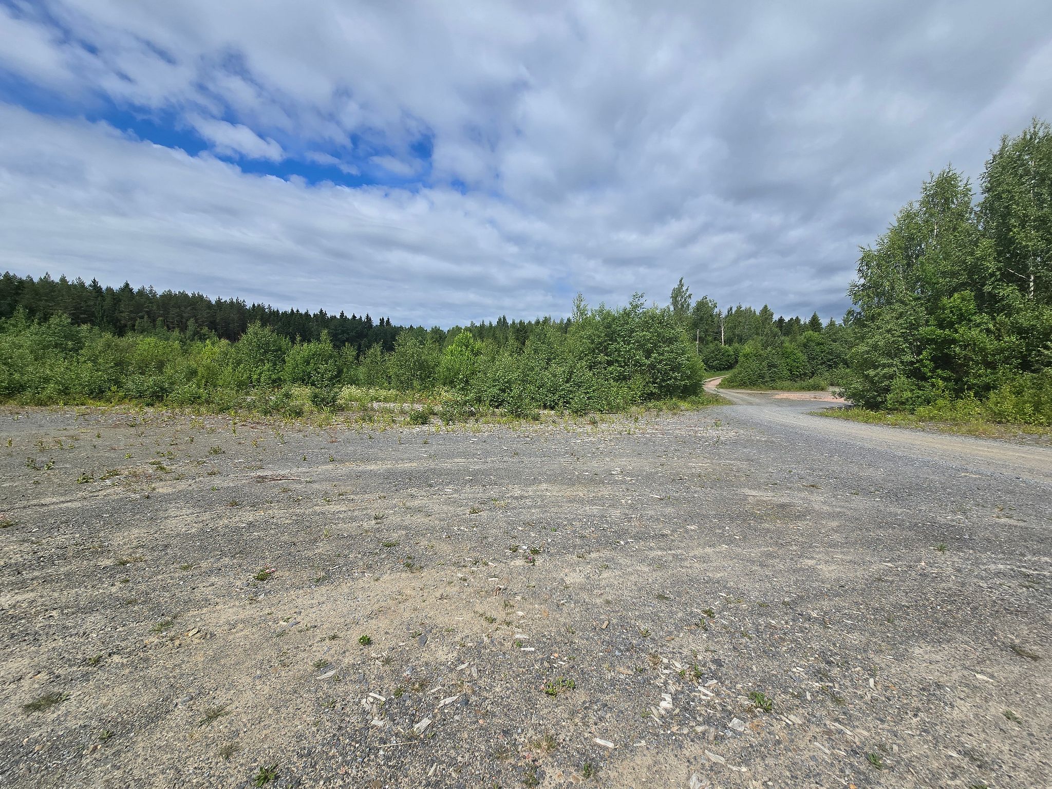 Image 8/20