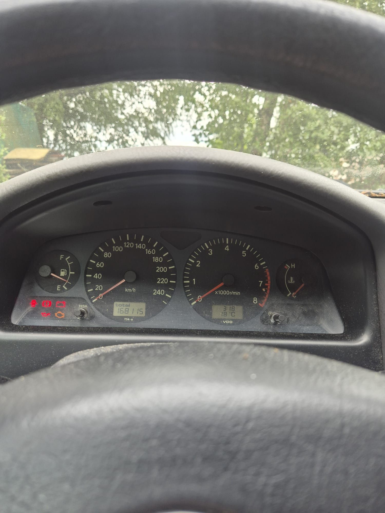 Image 11/22