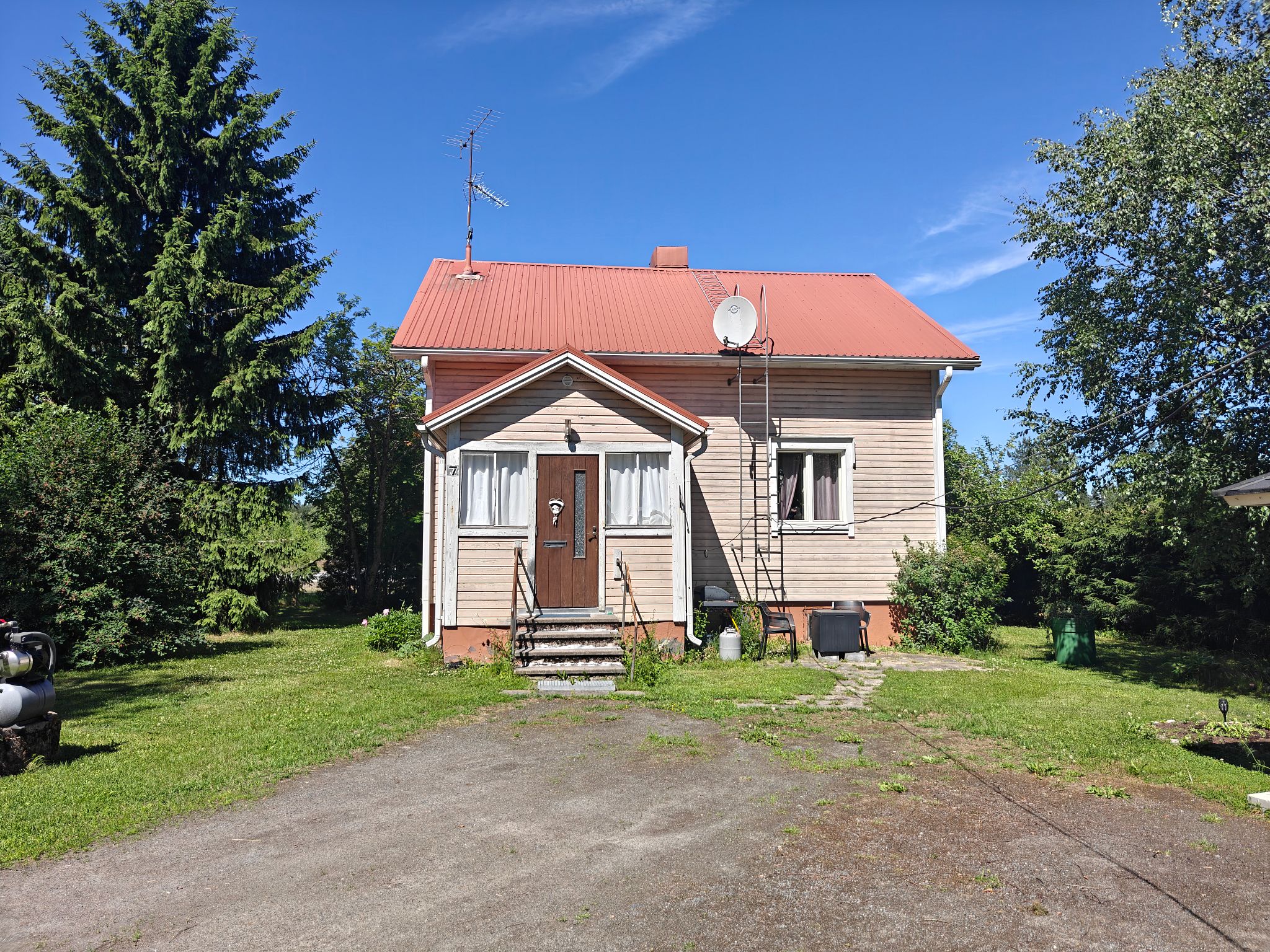 Image 4/49