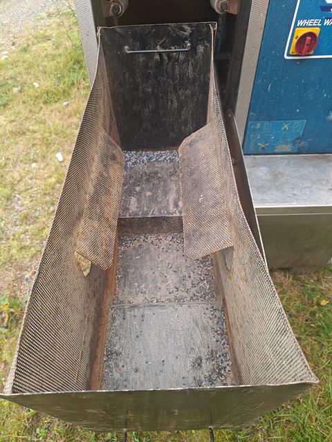 Image 3/5