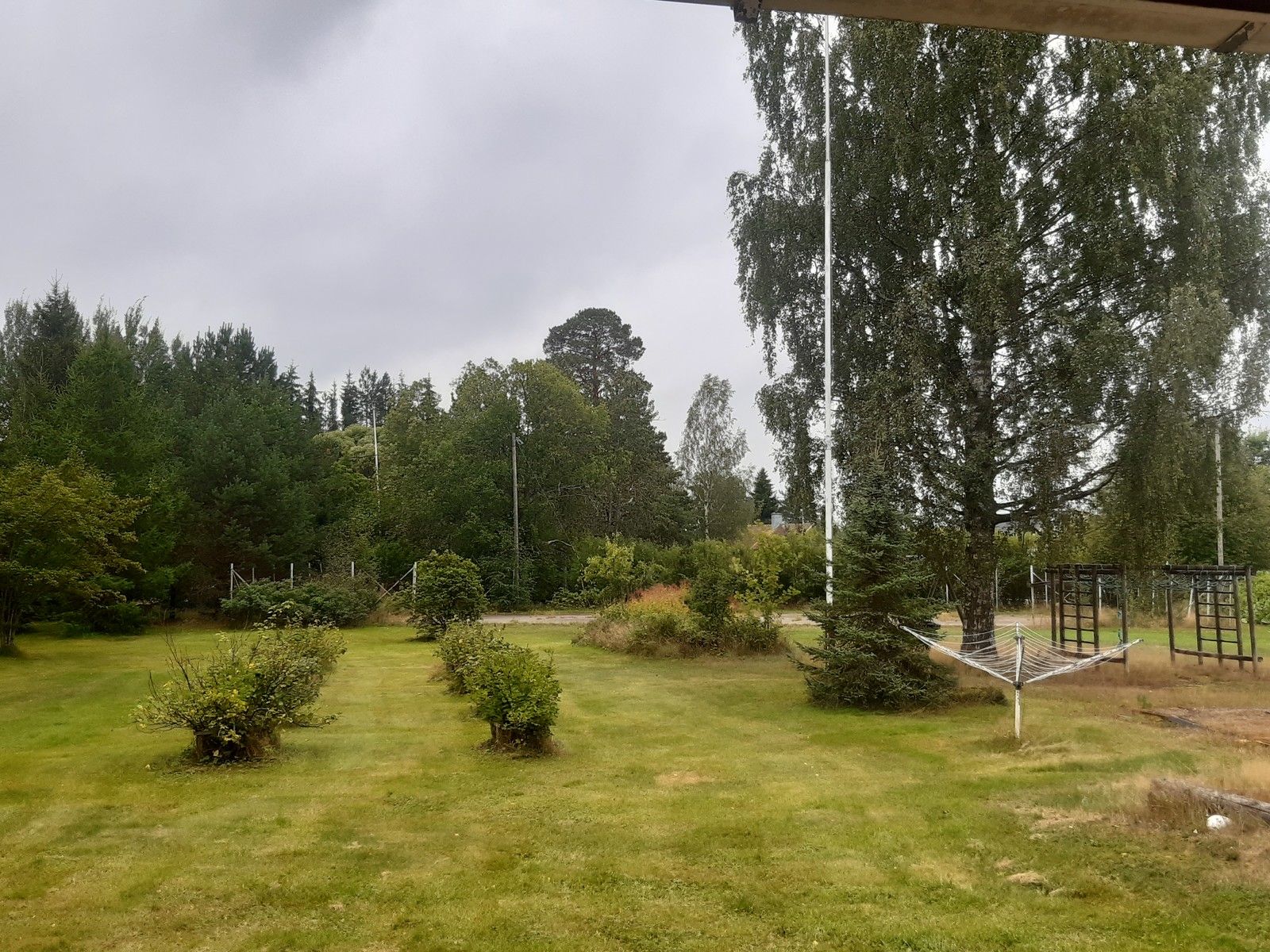 Image 30/50