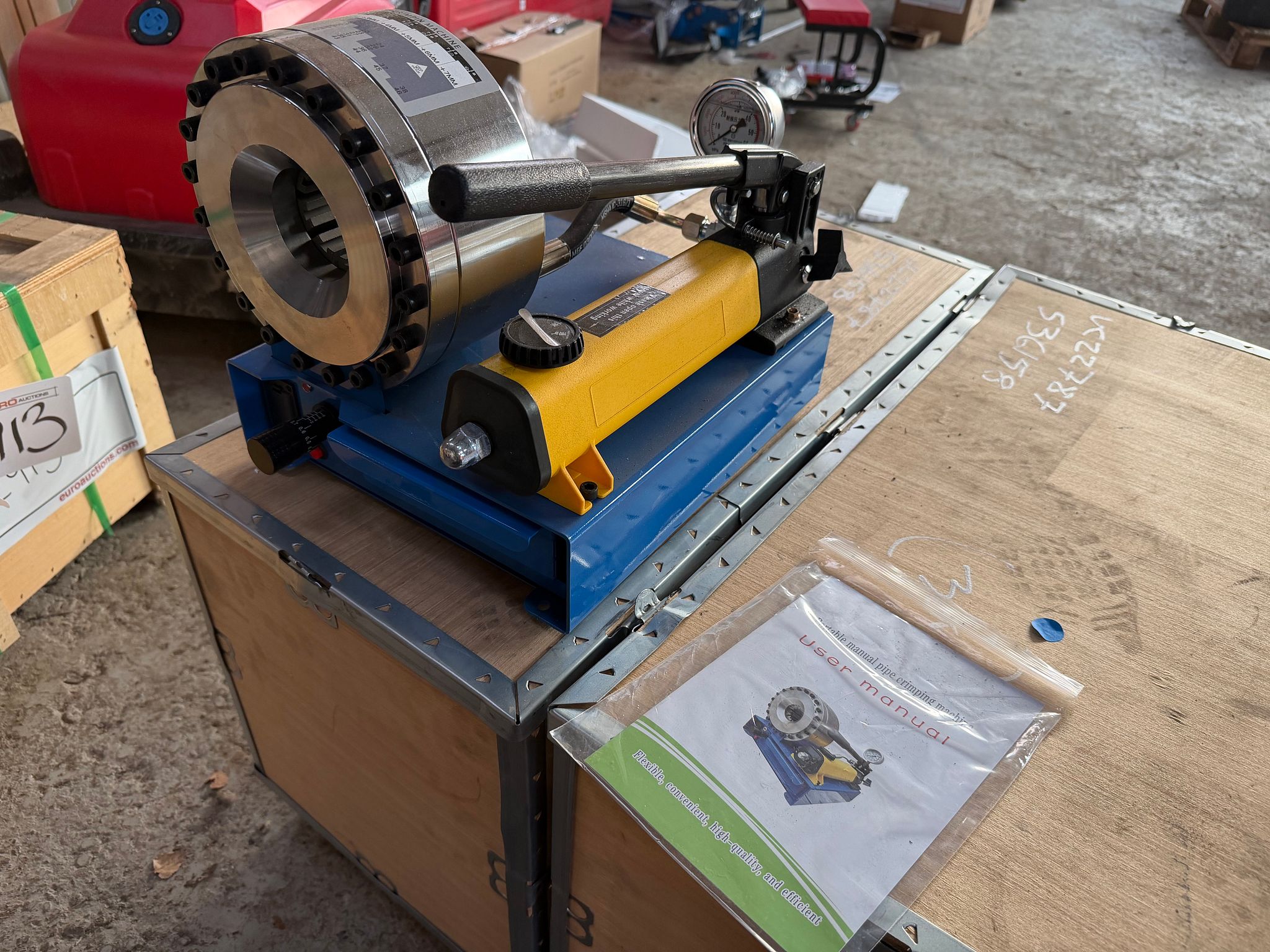 Image 1/8