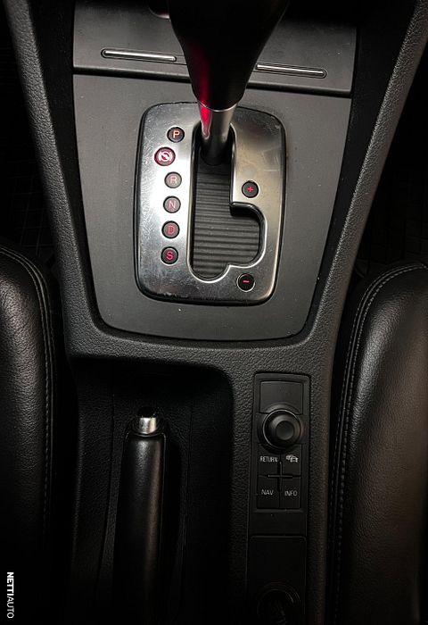 Image 10/26