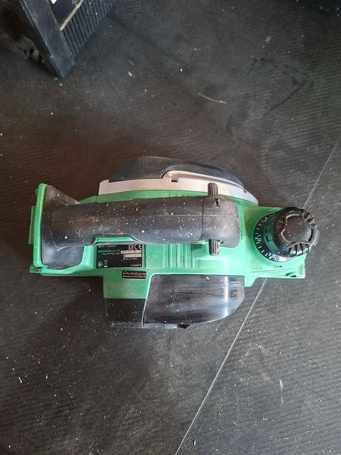 Image 1/5