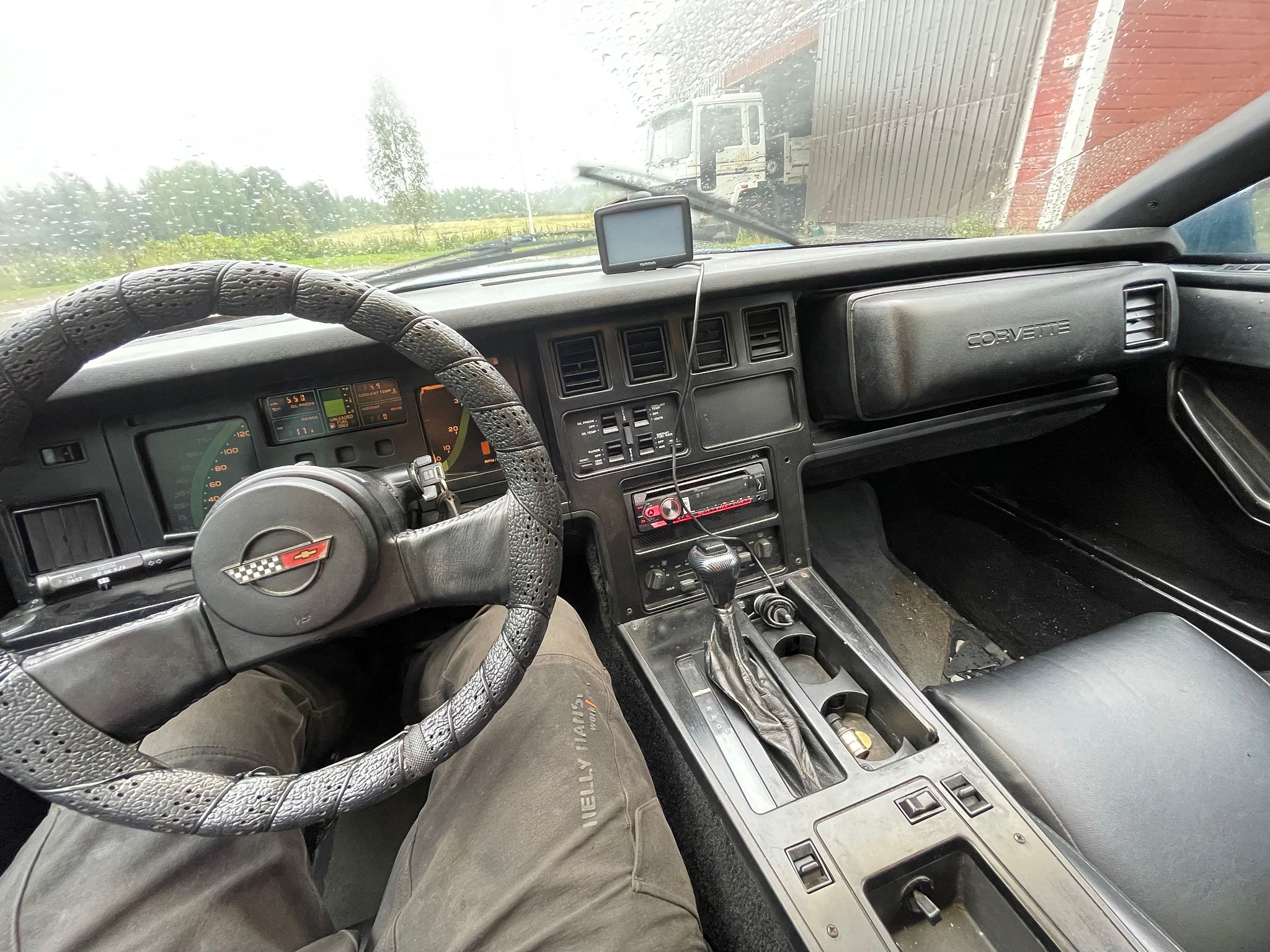 Image 7/9
