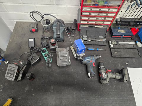 Image 4/7