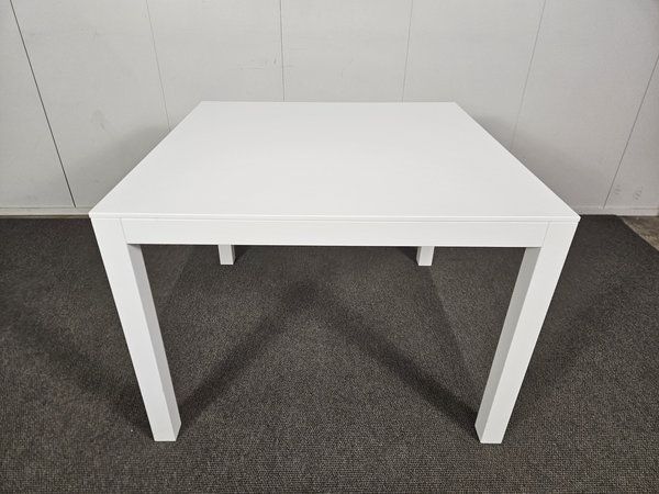 Image 2/10
