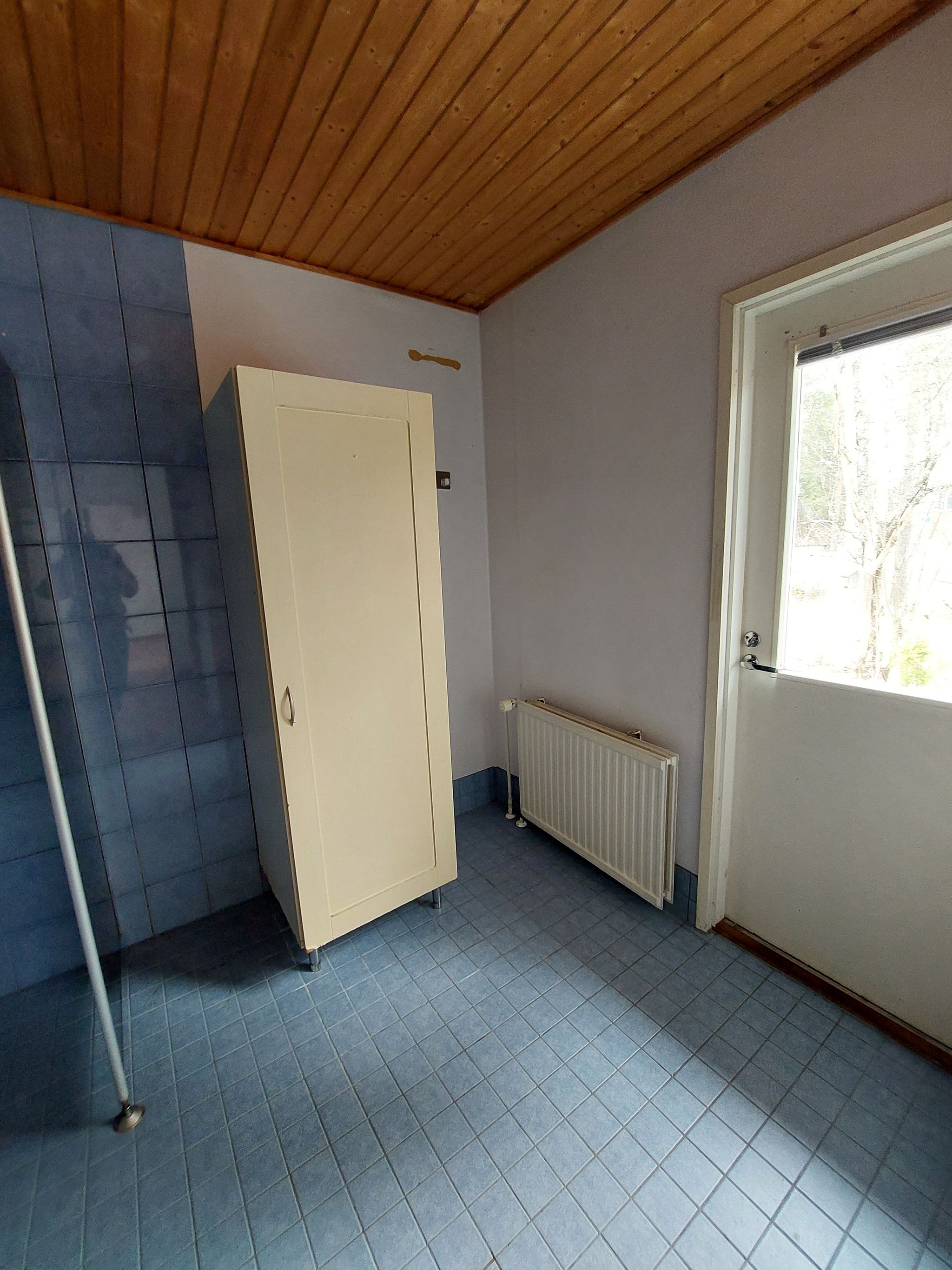 Image 12/23