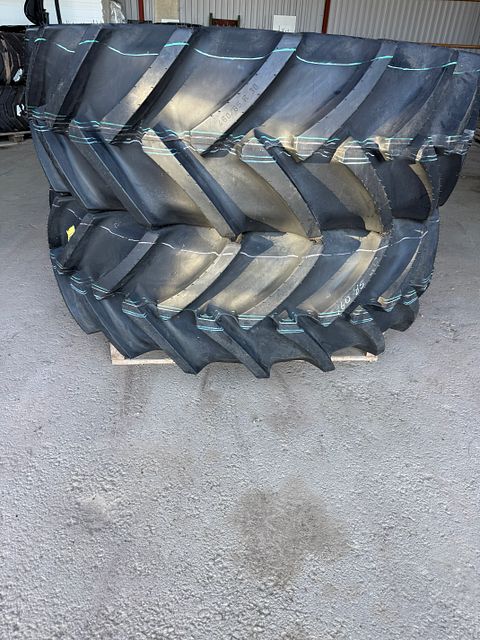 Image 4/6