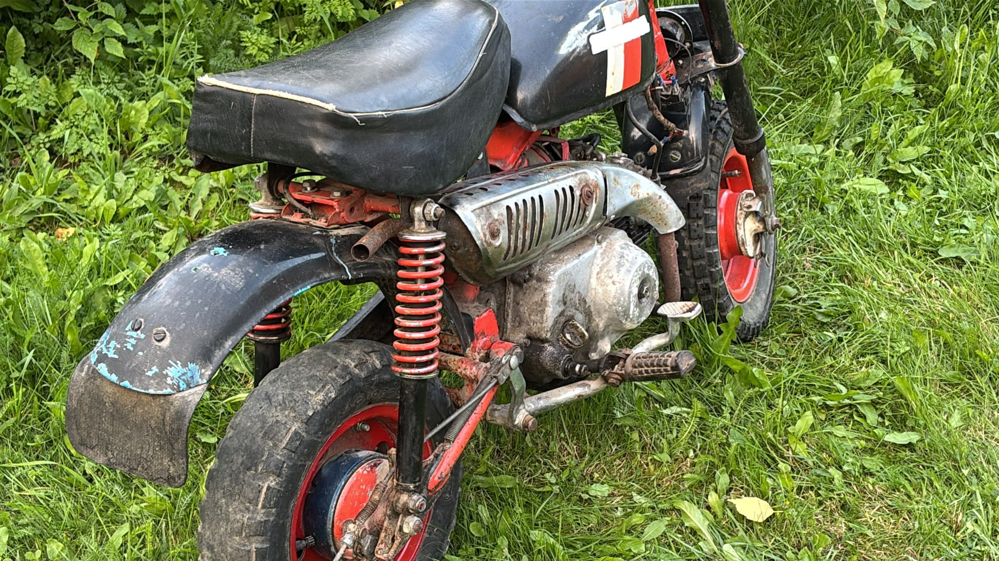 Image 3/8
