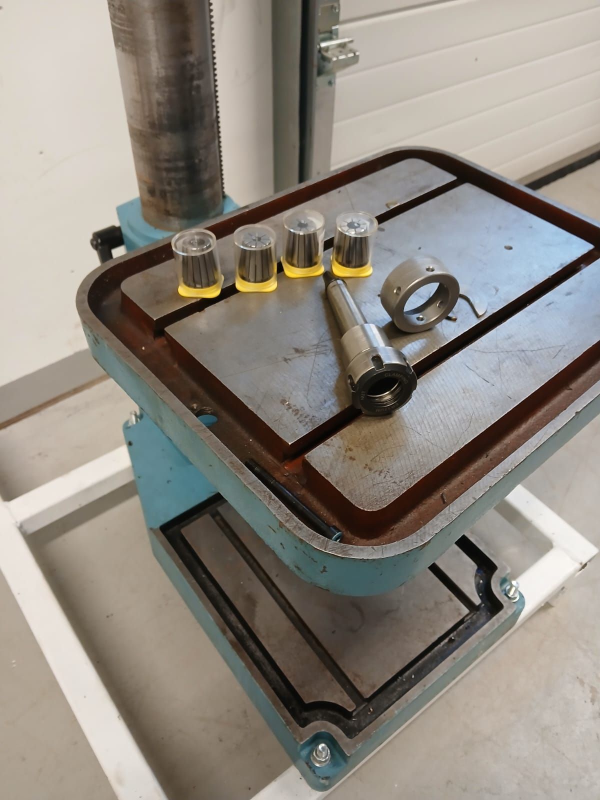 Image 6/6