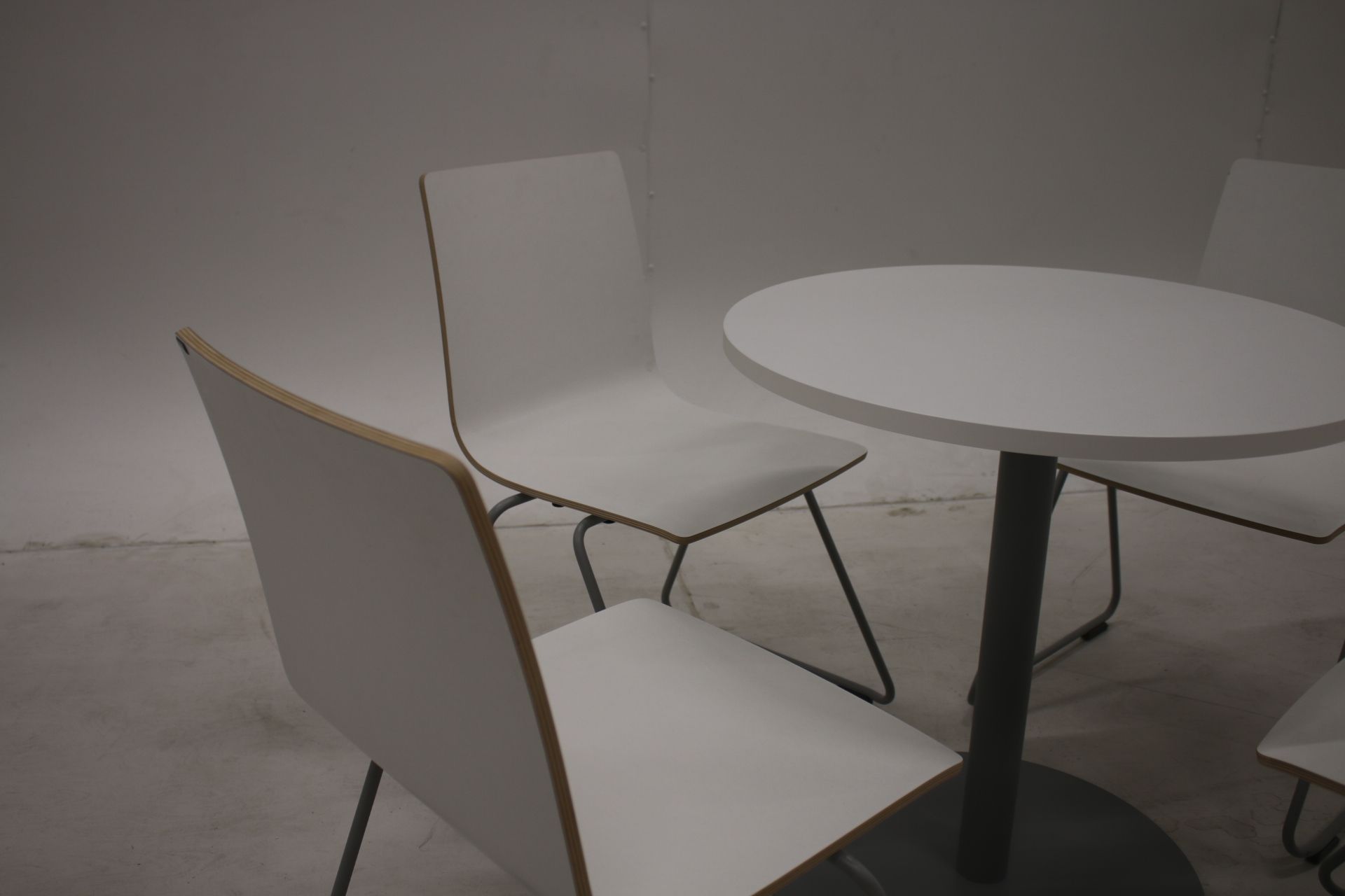 Image 6/11