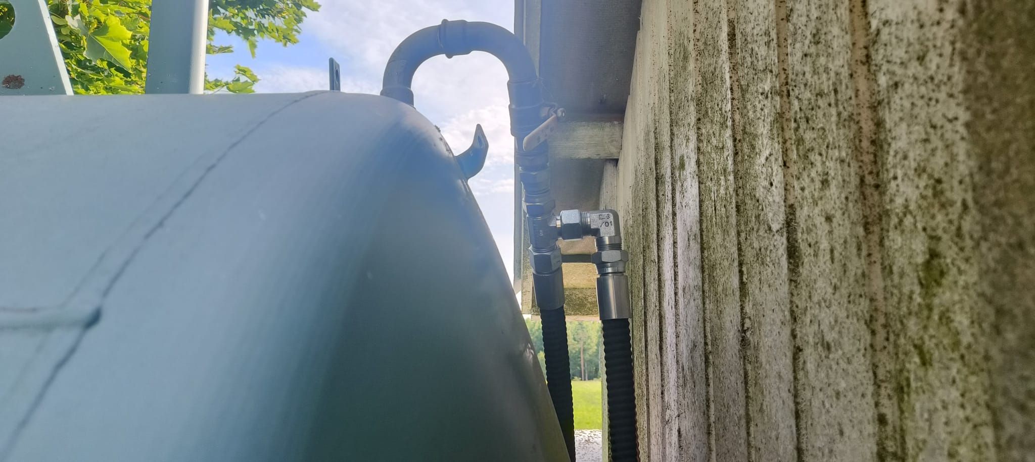 Image 6/10
