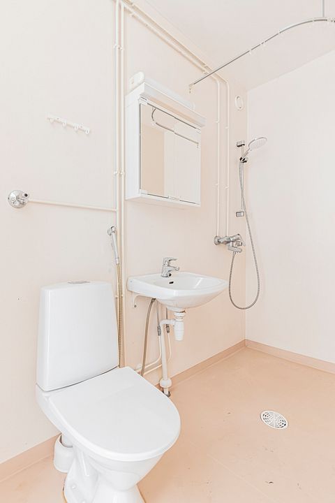 Image 23/23