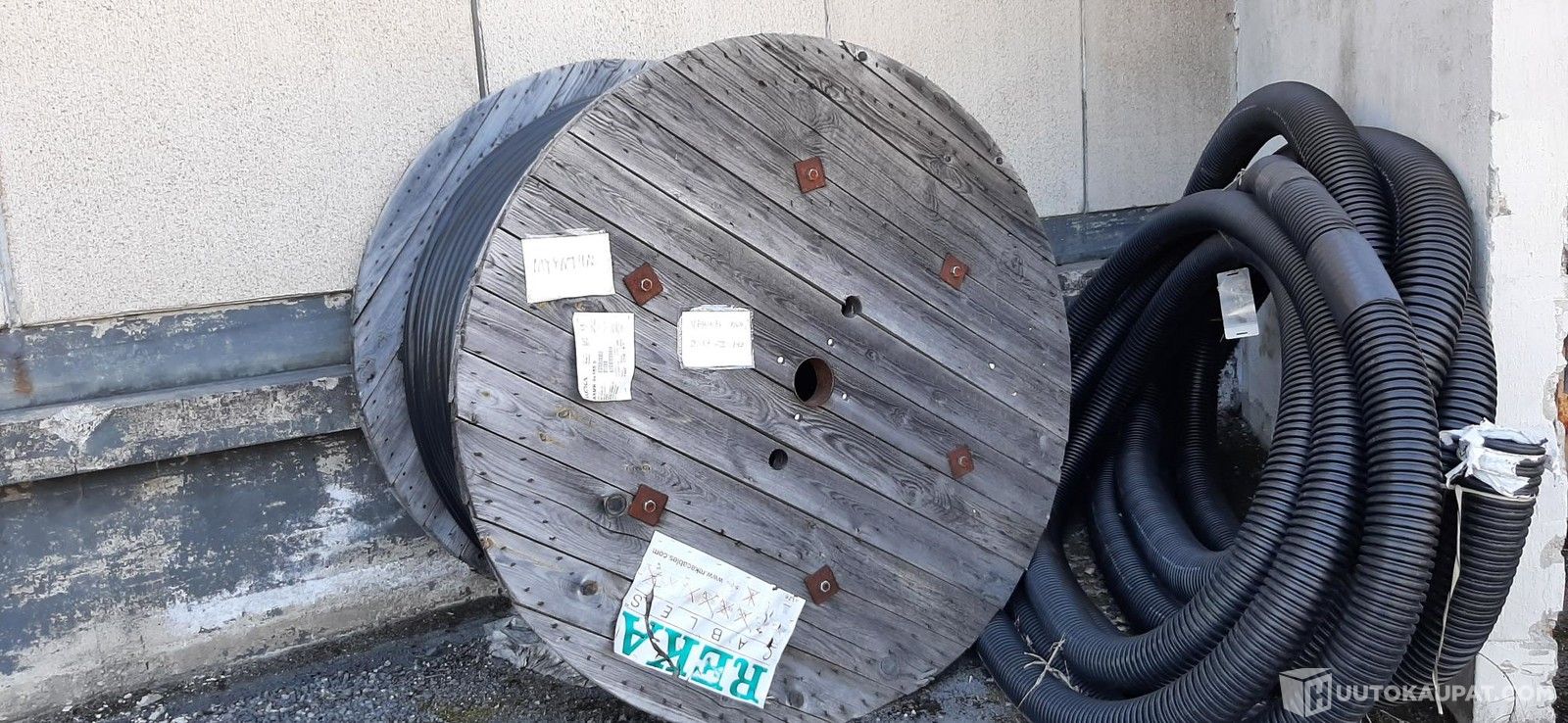 maakaapeli-axmk-4x185-s-500m-1746kg-hankintahinta-n-15000-lemp-l