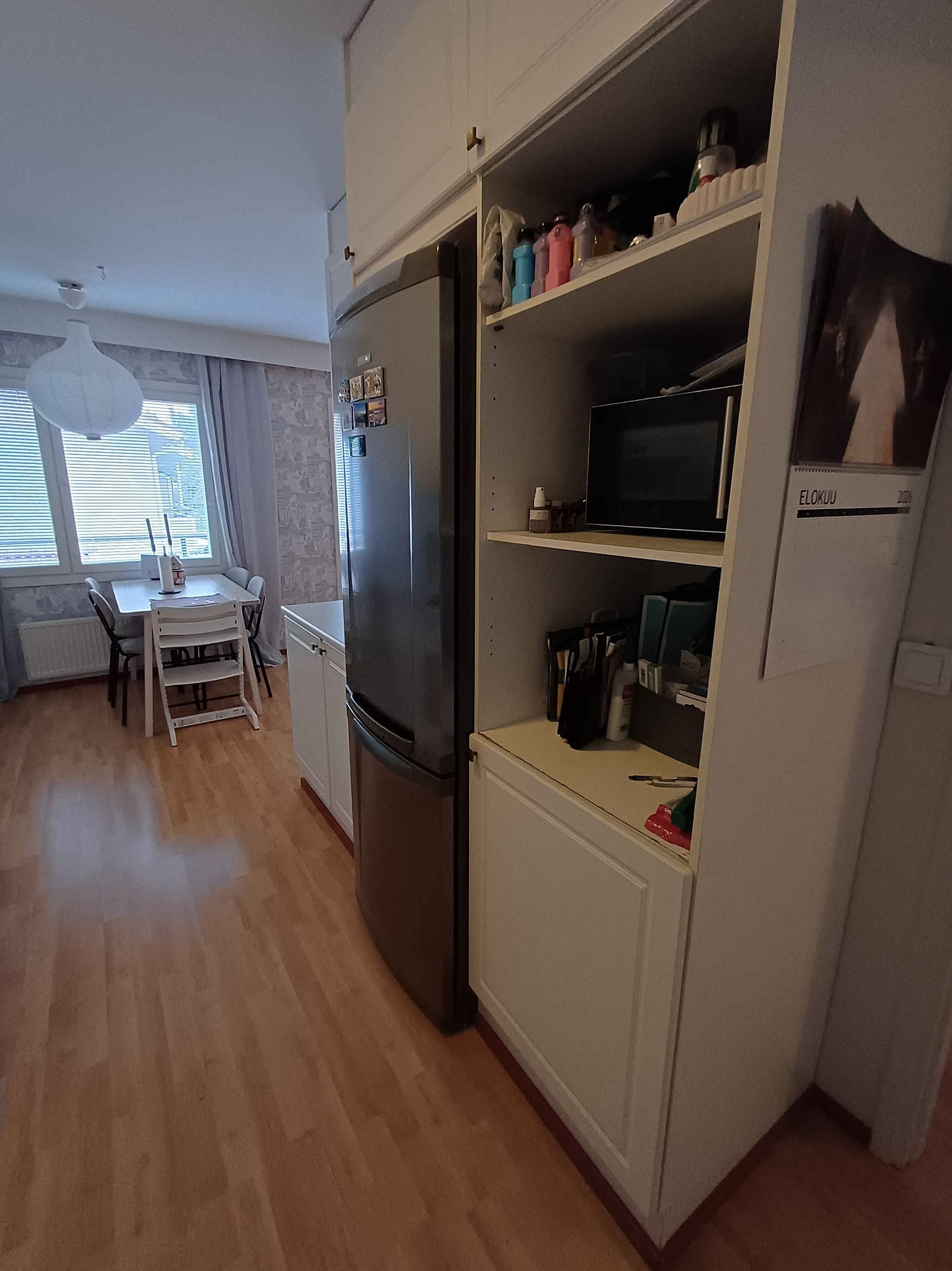 Image 8/19