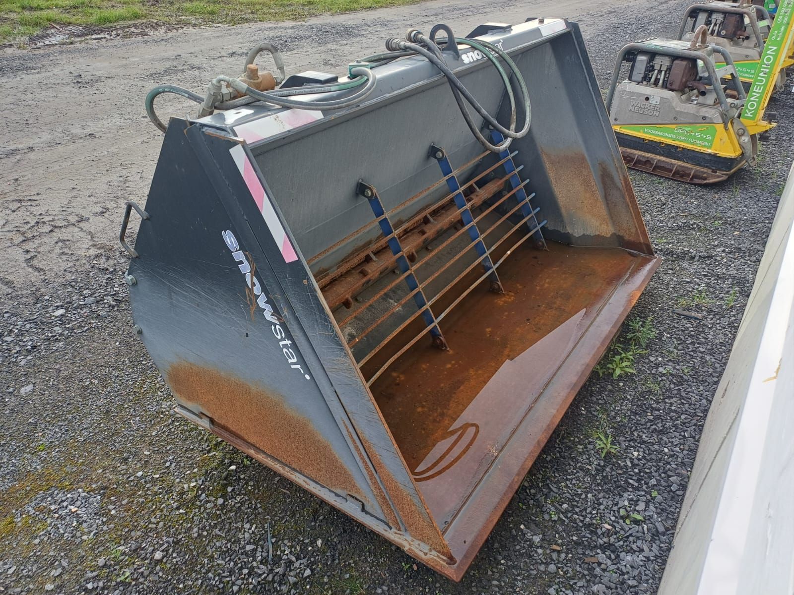 Image 1/6
