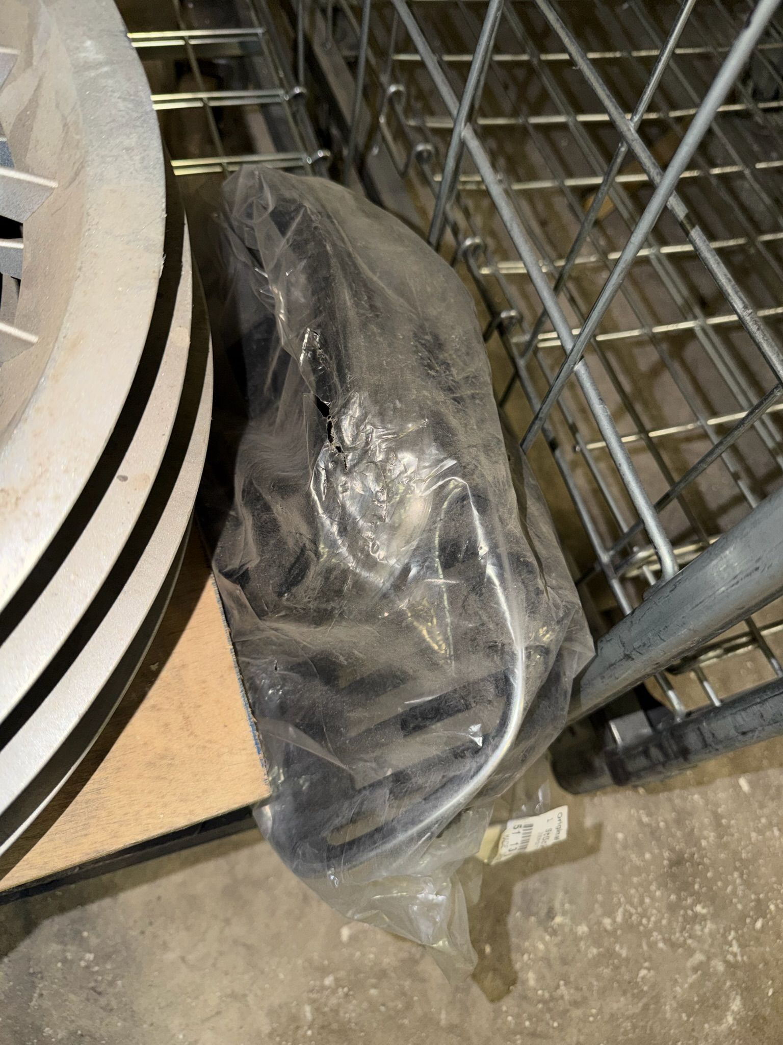 Image 34/36