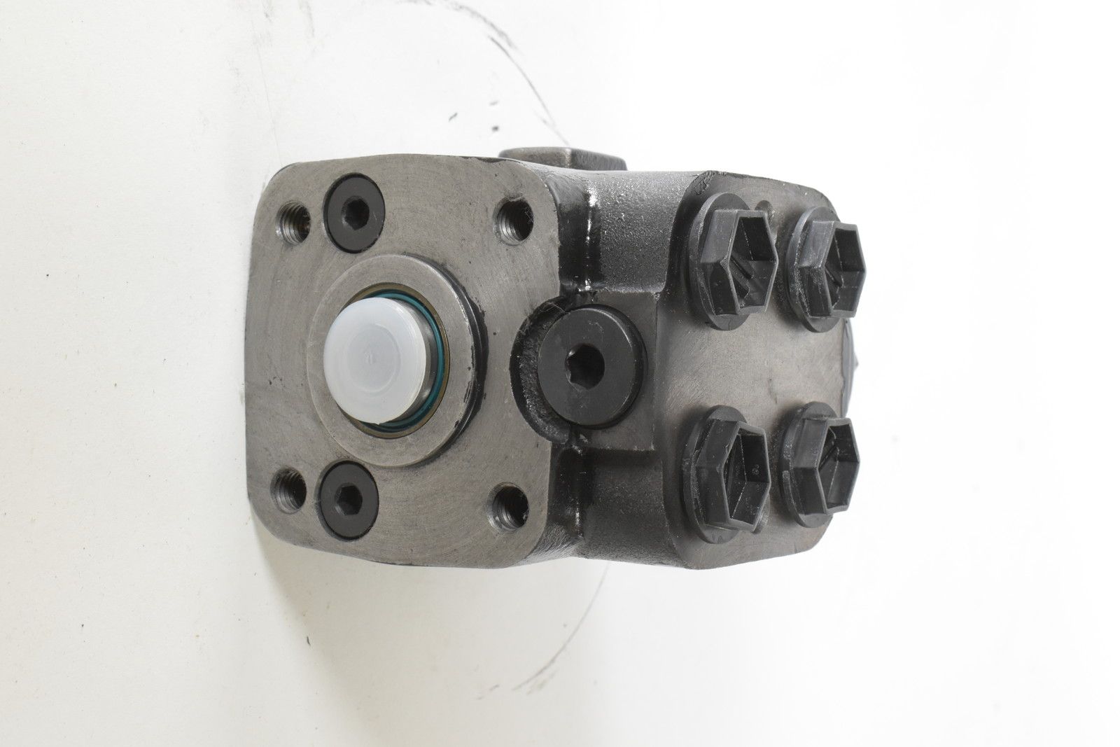 Image 4/4