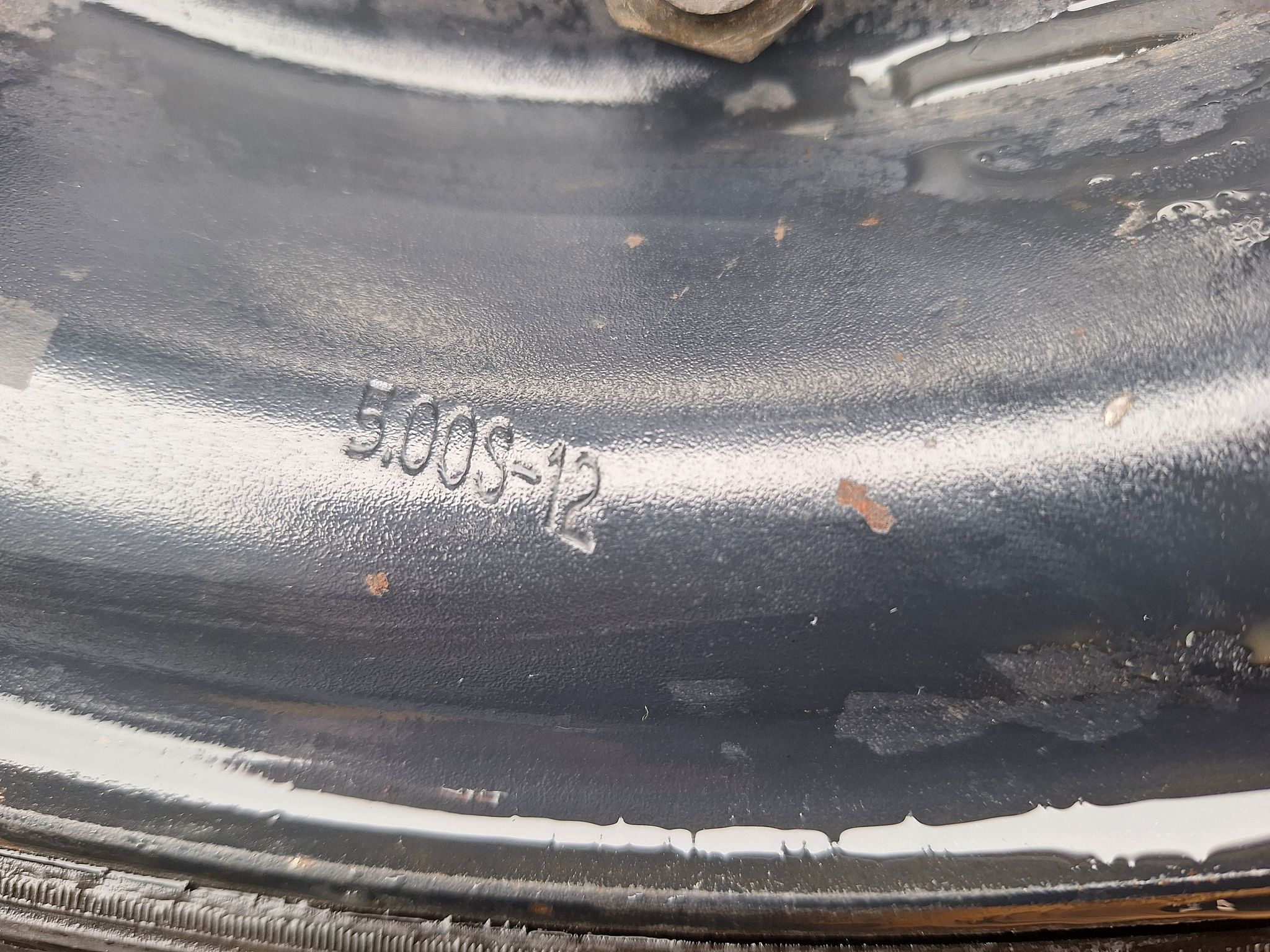 Image 4/8