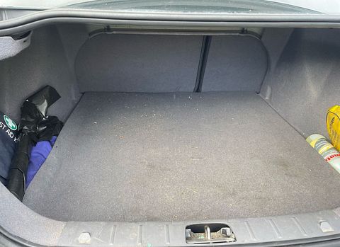 Image 7/10