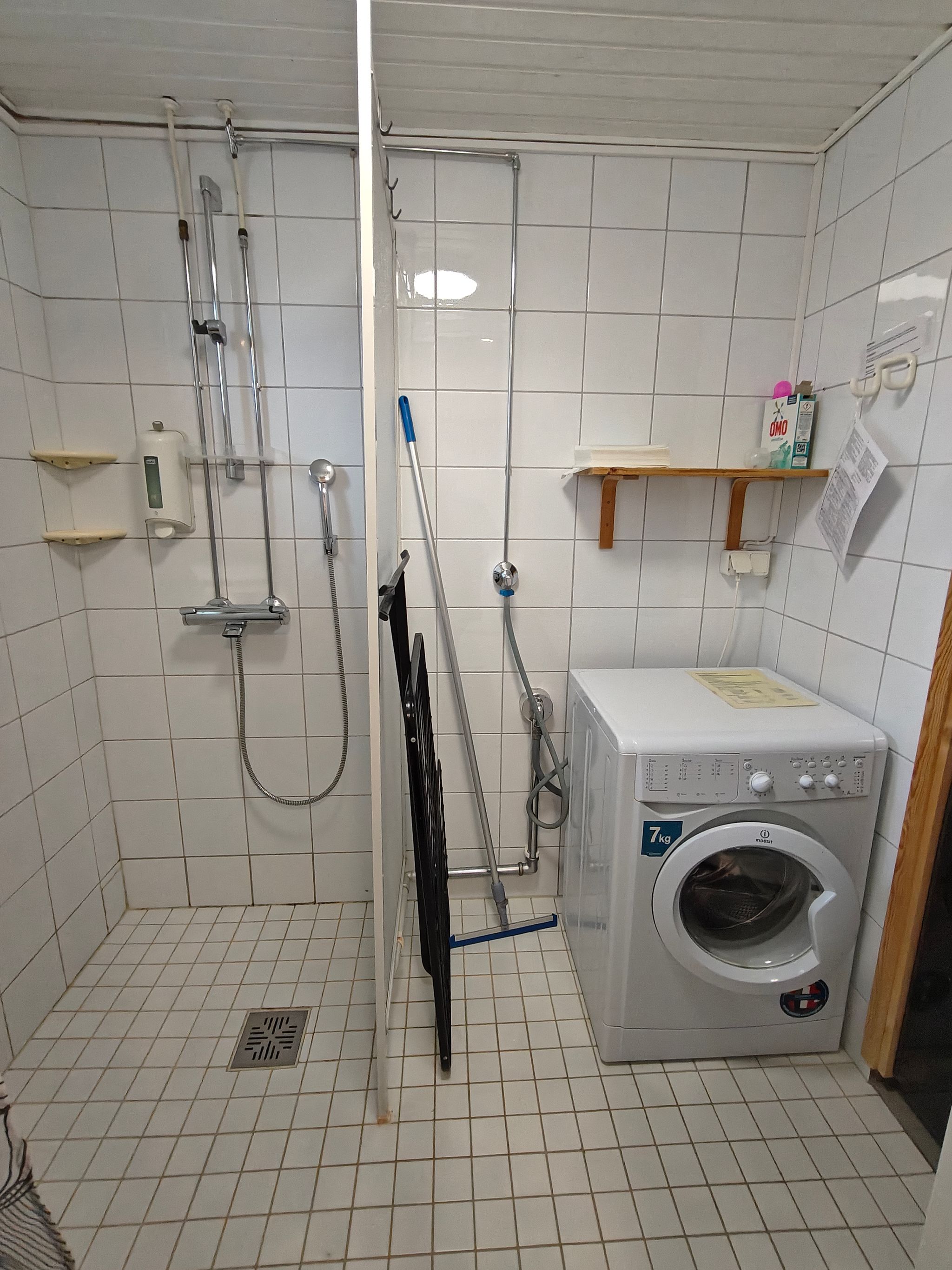 Image 11/12