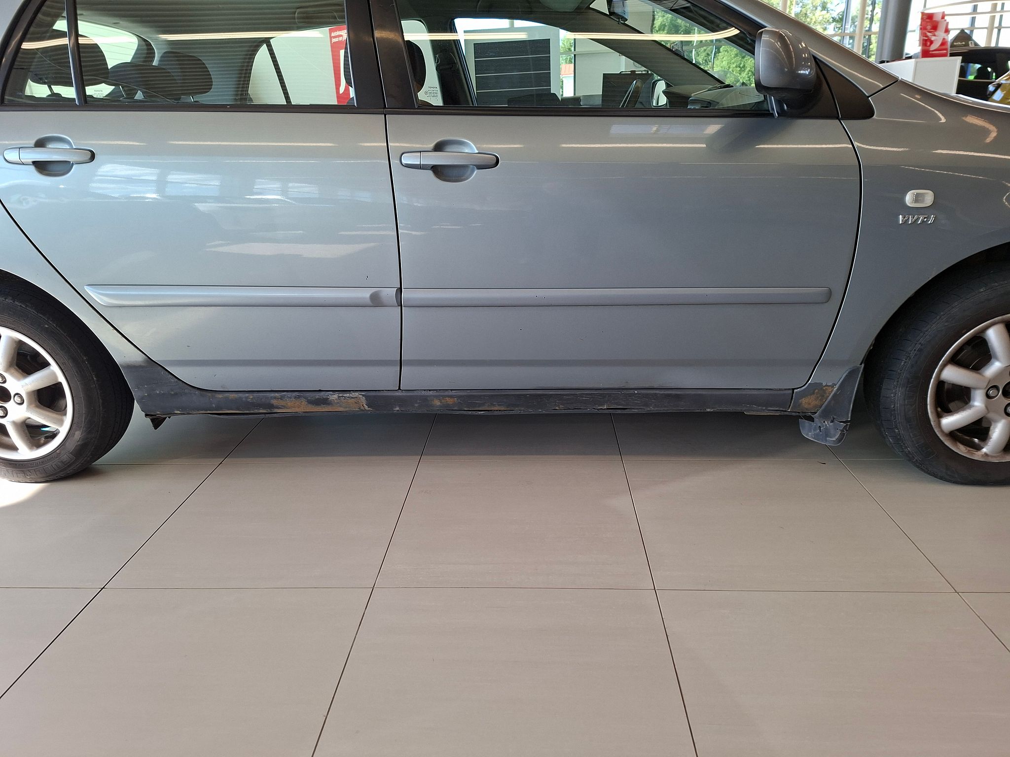 Image 7/10
