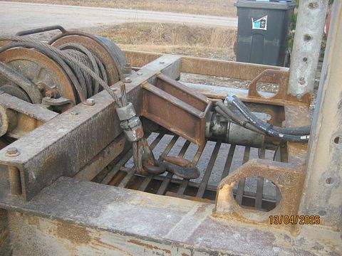 Image 11/27